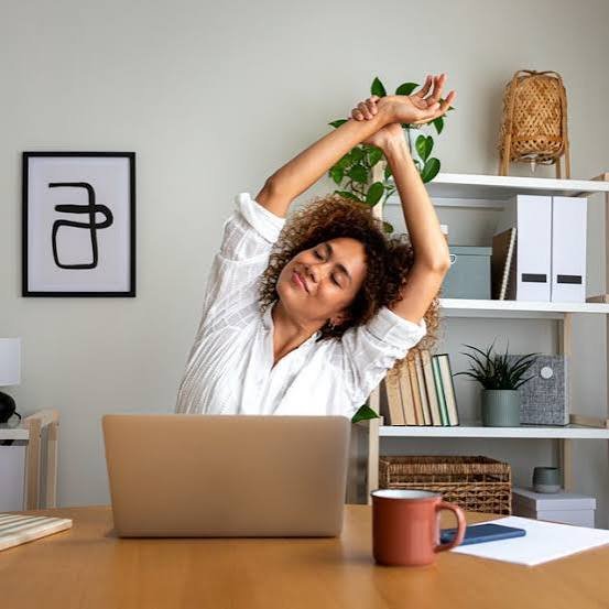 Desk Job? Simple Ways to Break Up Long Sitting Periods